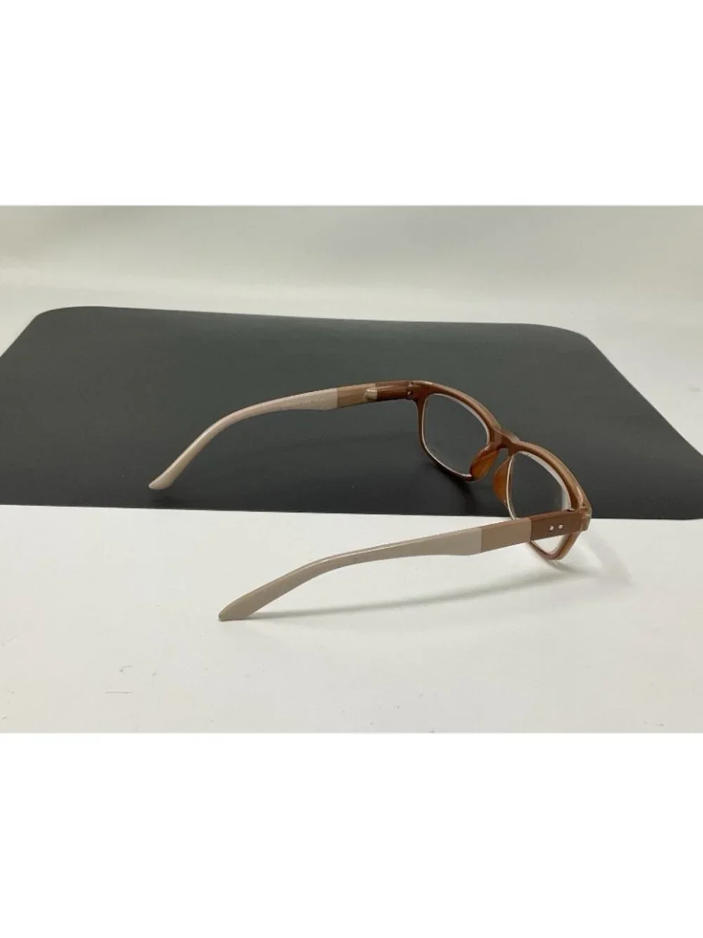 Peepers 352 Brown Reading Glasses + 2.50